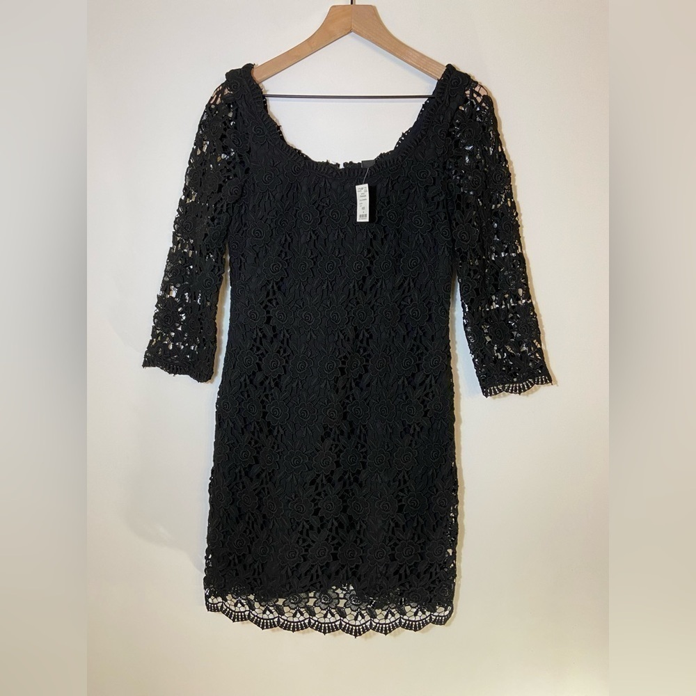 White House Black Market Black Lace Dress Size 4 New NWT